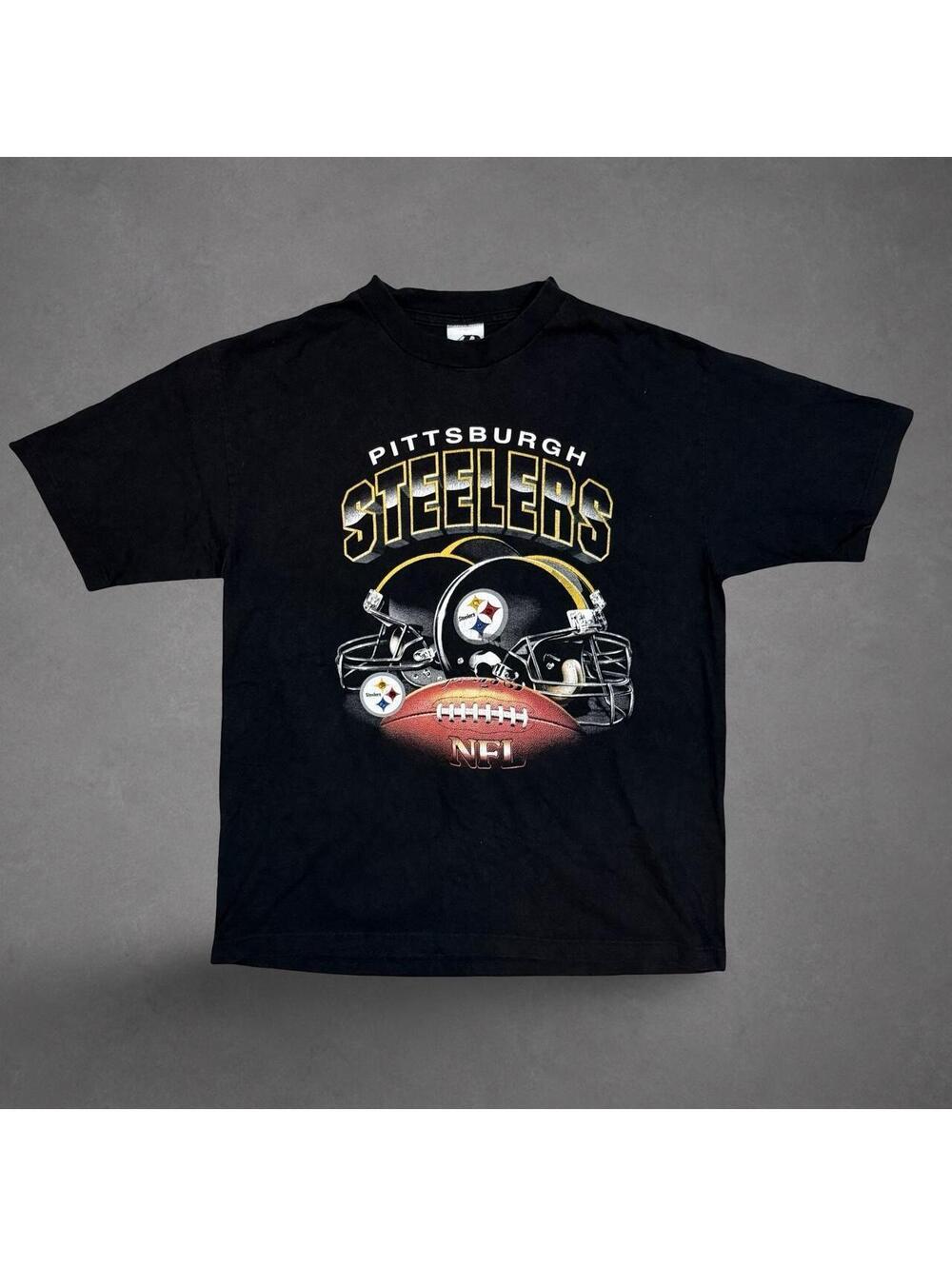 Vintage Pittsburgh Steelers NFL Helmet Graphic T-Shirt Size Large